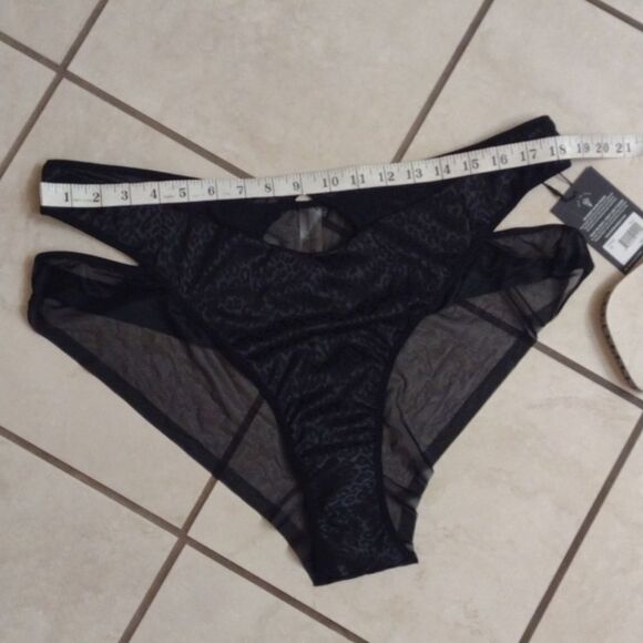 NWT Thistle and Spire Prowess brief panties leopard print black Satin size 3X - Picture 6 of 12